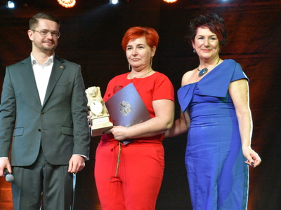 Pani Burmistrz, Pani Agnieszka Karaban i Przewodniczący Rady Miejskiej