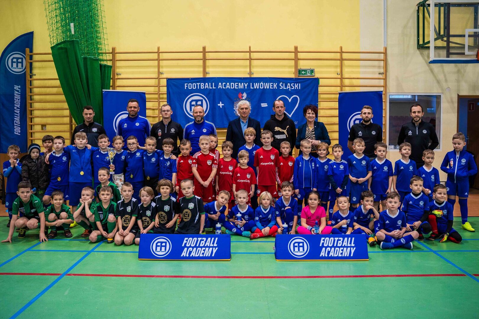 Pamiątkowe zdjęcie podczas LWÓWEK ŚLĄSKI WINTER CUP'24