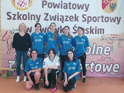 ZSE-T Rakowice Wielkie - dziewczęta