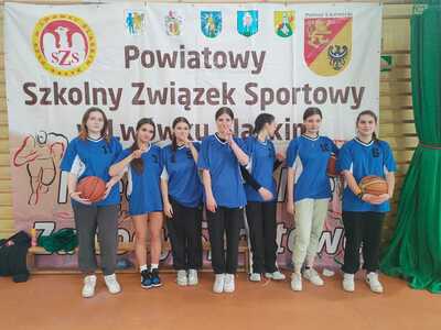 ZSOiZ Lwówek Śląski - dziewczęta