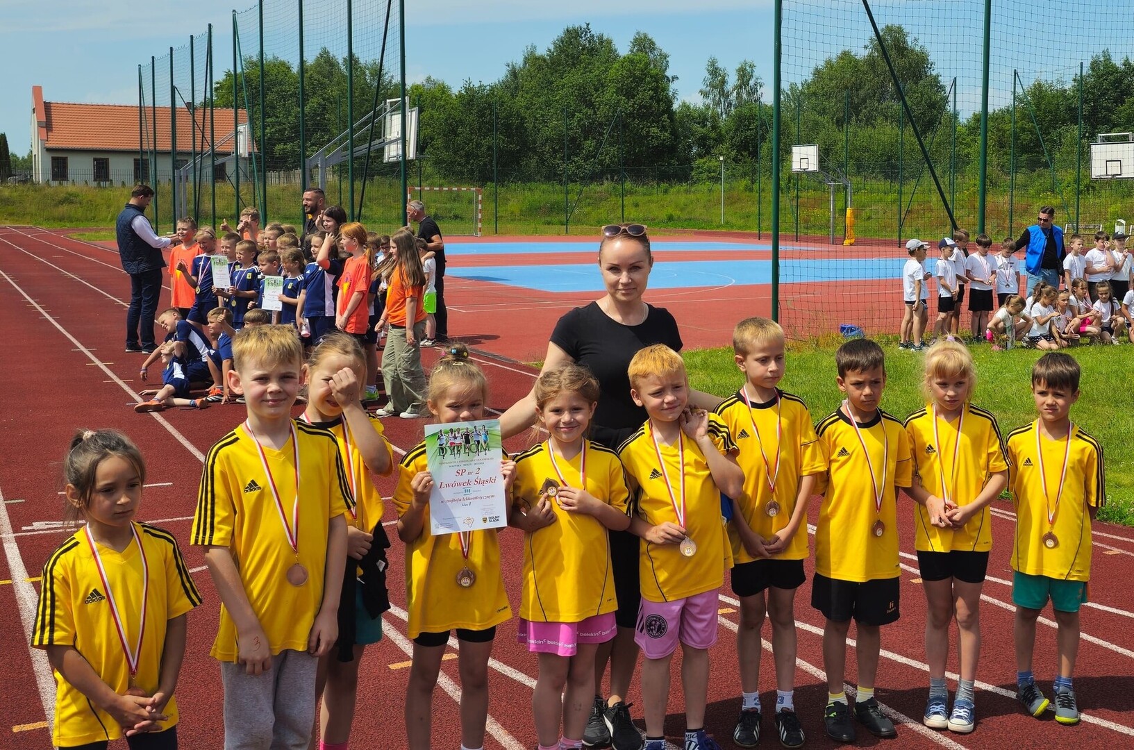 MISTRZOSTWA STREFY JELENIOGÓRSKIEJ SZS – TRÓJBÓJ LEKKOATLETYCZNY