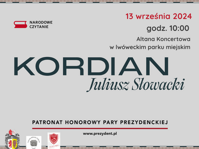 NARODOWE CZYTANIE  W PARKU MIEJSKIM
