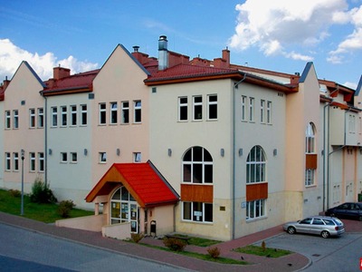 hala w Lwówku Śl.