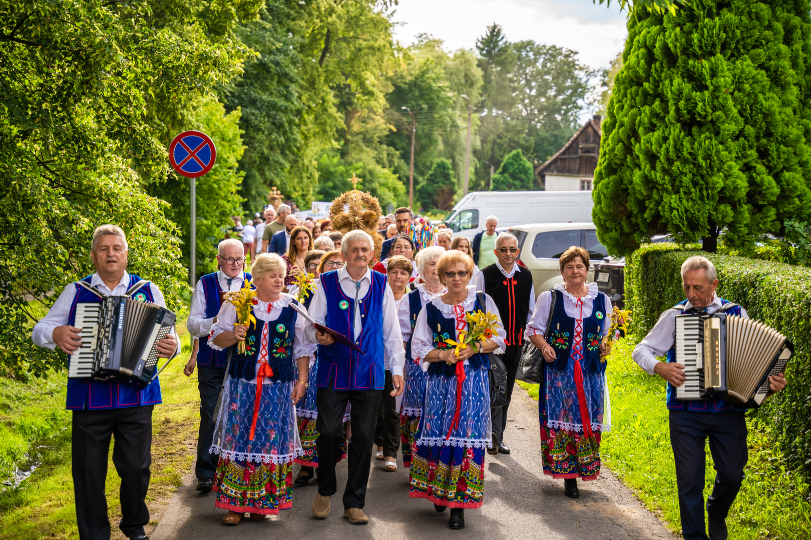 Przemarsz z wieńcami