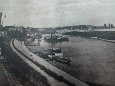 Port Czerniakowski w Warszawie w latach 20. XX w. (fot. Fotopolska.eu/Warszawa)