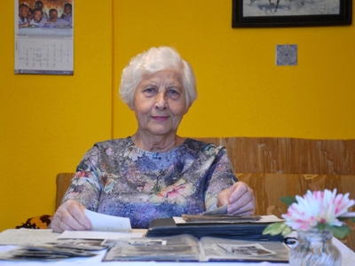 Zofia Ciejpa-Znamirowska, córka Władysława Karniewskiego, urodzona w 1942 r.