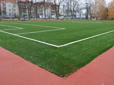 Zakończył się remont boiska przy basenie