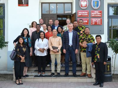 Delegacja z indonezyjskiego Tobelo w Górze Kalwarii
