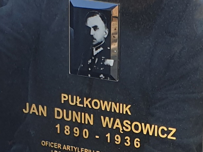 Odsłonięcie obelisku poświęconego płk. Janowi Dunin-Wąsowiczowi