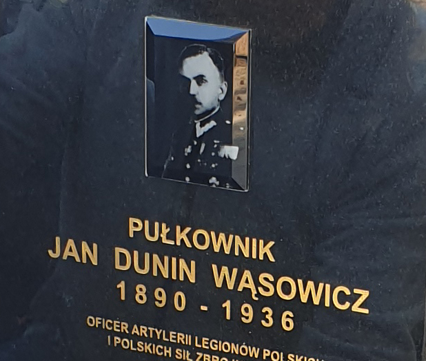 Odsłonięcie obelisku poświęconego płk. Janowi Dunin-Wąsowiczowi