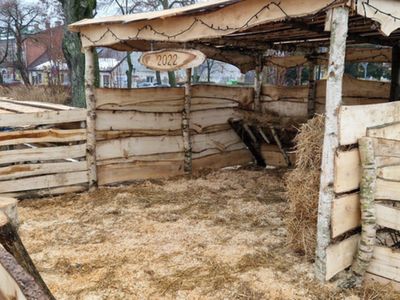 Na skwerze u zbiegu Dominikańskiej i 3 Maja na święta stanie żywa szopka
