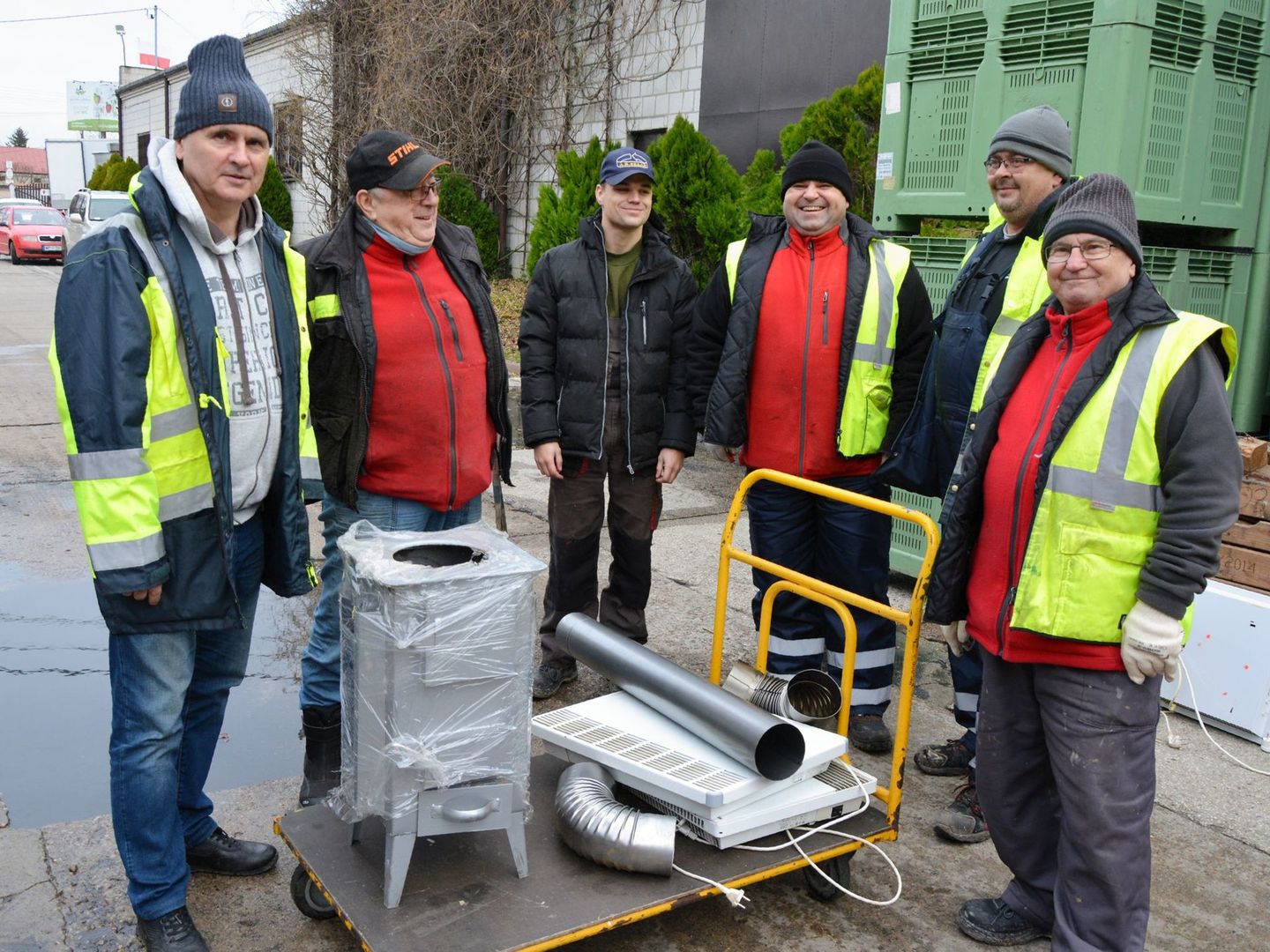 Pomoc dla gminy Sarnaki na Ukrainie wyruszyła dziś z Góry Kalwarii 