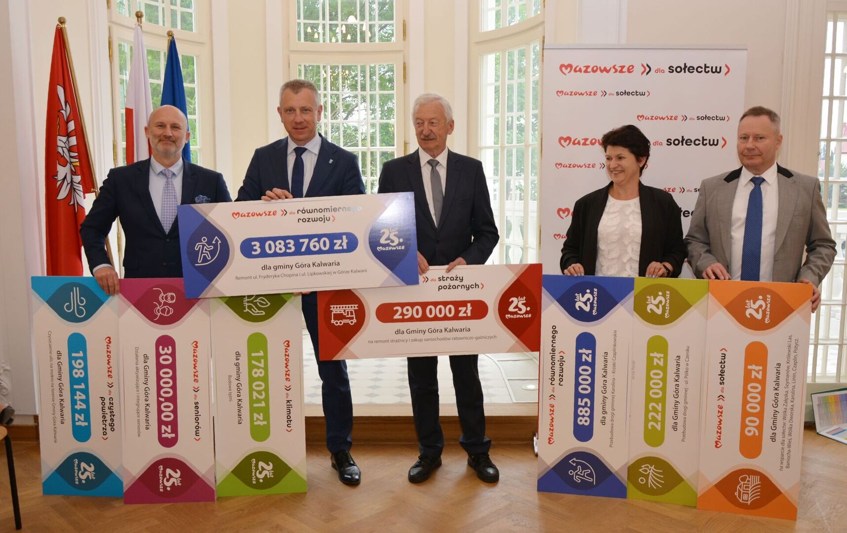 Podpisanie umów na dofinansowania w Brwinowie