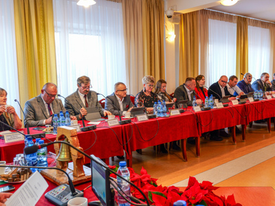Budżet Gminy Darłowo na rok 2025 uchwalony jednogłośnie!