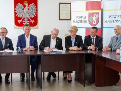 Umowa na realizację Strategii Terytorialnej Związku Zintegrowanych Inwestycji Terytorialnych Obszaru Funkcjonalnego Sławna podpisana 