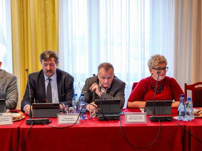 Budżet uchwalony jednogłośnie. Ponad 23 mln zł na inwestycje. Gmina Darłowo stawia na rozwój w 2026 roku