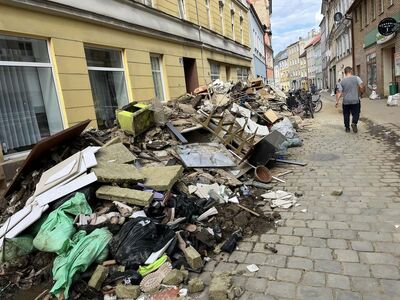Zbiórka dla powodzian dotarła do Głuchołaz
