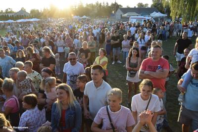 Obchody 100-lecia istnienia jednostki OSP Naruszewo - część oficjalna uroczystości oraz piknik rodzinny