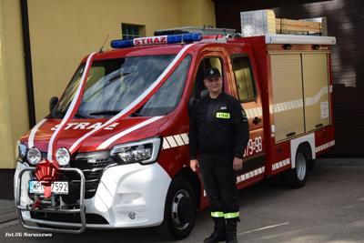 Obchody 100-lecia istnienia jednostki OSP Naruszewo - część oficjalna uroczystości oraz piknik rodzinny