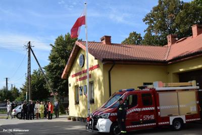Obchody 100-lecia istnienia jednostki OSP Naruszewo - część oficjalna uroczystości oraz piknik rodzinny