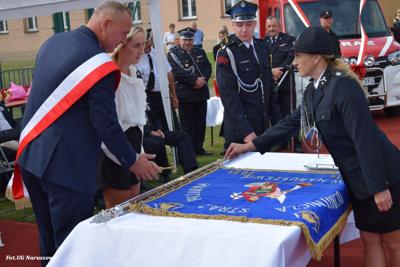 Obchody 100-lecia istnienia jednostki OSP Naruszewo - część oficjalna uroczystości oraz piknik rodzinny