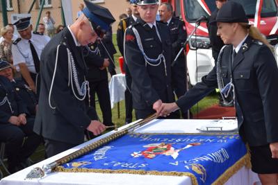 Obchody 100-lecia istnienia jednostki OSP Naruszewo - część oficjalna uroczystości oraz piknik rodzinny