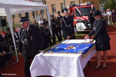 Obchody 100-lecia istnienia jednostki OSP Naruszewo - część oficjalna uroczystości oraz piknik rodzinny