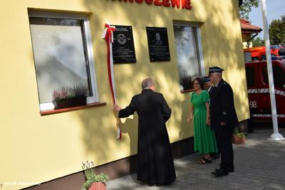 Obchody 100-lecia istnienia jednostki OSP Naruszewo - część oficjalna uroczystości oraz piknik rodzinny