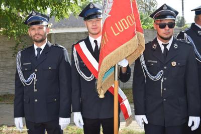 Obchody 100-lecia istnienia jednostki OSP Naruszewo - część oficjalna uroczystości oraz piknik rodzinny