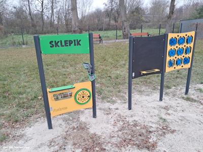 Modernizacja placu zabaw w miejscowości Strzembowo (17.11.2024r.)