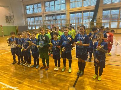 Mikołajkowy Turniej Piłki Halowej Młodzików - kat. trampkarze (07.12.2024r.)