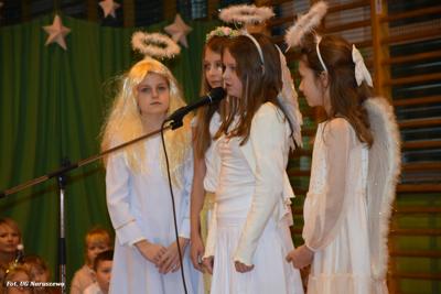 Spotkanie opłatkowe i jasełka w SP Naruszewo (19.12.2024r.)