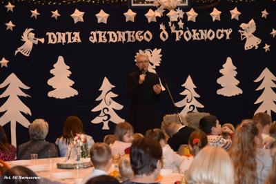 Spotkanie opłatkowe i jasełka w SP Naruszewo (19.12.2024r.)
