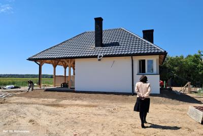 Budowa świetlicy o konstrukcji drewniano-murowanej w Wichorowie (20.05.2025r.)