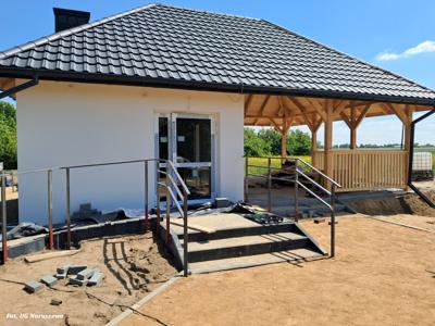 Budowa świetlicy o konstrukcji drewniano-murowanej w Wichorowie (20.05.2025r.)