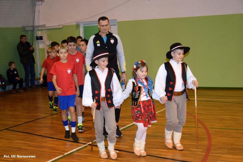 Kat. trampkarz - Świąteczny Turniej Piłki Nożnej o Puchar Wójta Gminy Naruszewo (rocznik 2012 i młodsi)