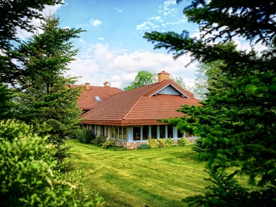 Highland Conference Hotel