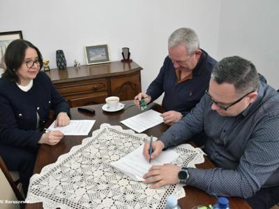 Podpisanie umowy na dofinansowanie zajęć sportowych_07.03.2025r.