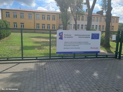 Promocja Projektu - Głęboka modernizacja energetyczna budynku Szkoły Podstawowej  w Naruszewie  w celu poprawy efektywności energetycznej