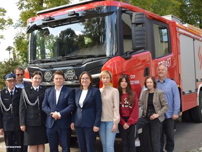 Przekazanie jednostce OSP Radzymin nowego, średniego samochodu ratowniczo-gaśniczego