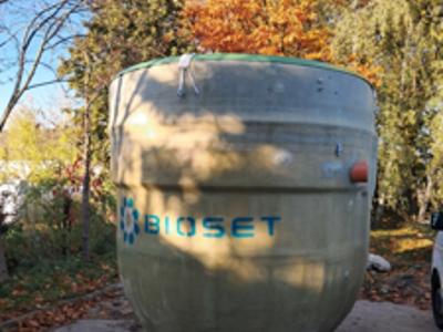 Powstaje nowa oczyszczalnia ścieków dla budynku przedszkola w Naruszewie (21.10.2025r.)