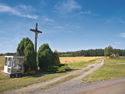 Krzyż drewniany na Lubockach
