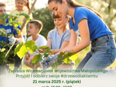 Plakat IV Małopolskiego Dnia dla Klimatu 2025. Zielone tło, dzieci i kobieta sadzą drzewko. Data, miejsce wydarzenia i logotypy organizatorów.