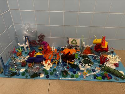 Rafa koralowa z materiałów ekologicznych i z recyklingu