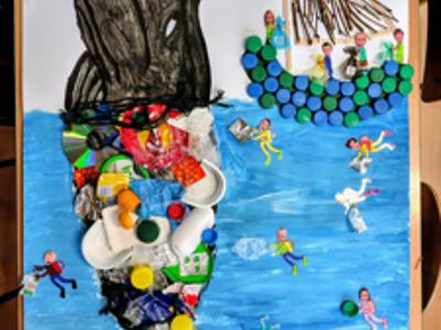 Dzieci na łódce segregujące śmieci w oceanie i wieloryb ze śmieciami w swoim ciele