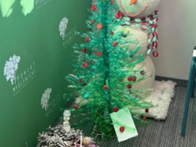 3 ozdoby świąteczne- bałwan, choinka z plastikowych butelek i stroik z szyszek