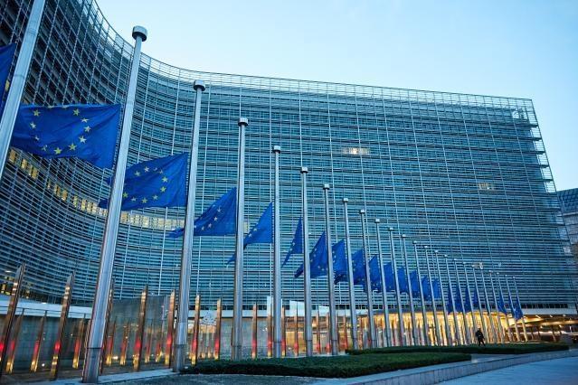 Komisja inwestuje 1,25 mld euro w naukowców