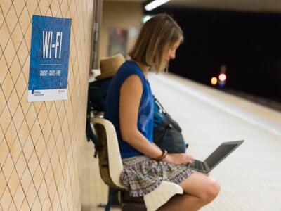 UE pracuje nad zapewnieniem Ci lepszego WiFi i połączeń