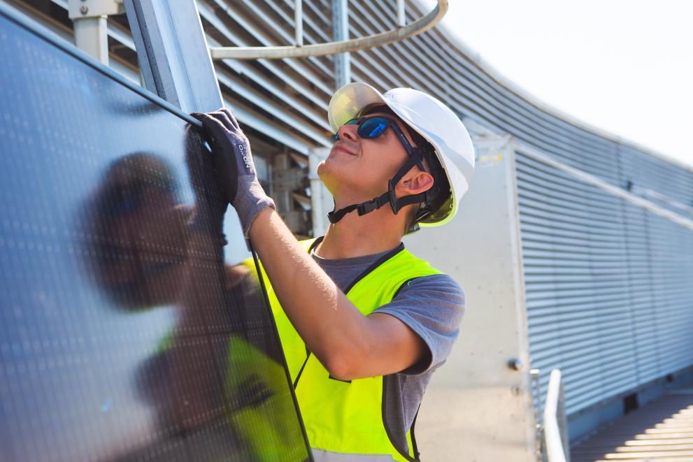 UE czyni postępy w zapewnianiu bezpiecznej i niedrogiej energii dla wszystkich