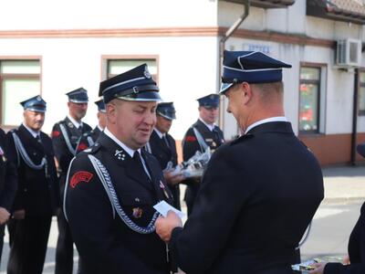 Odznaczenie zasłużonych druhów i druhen strażaków.